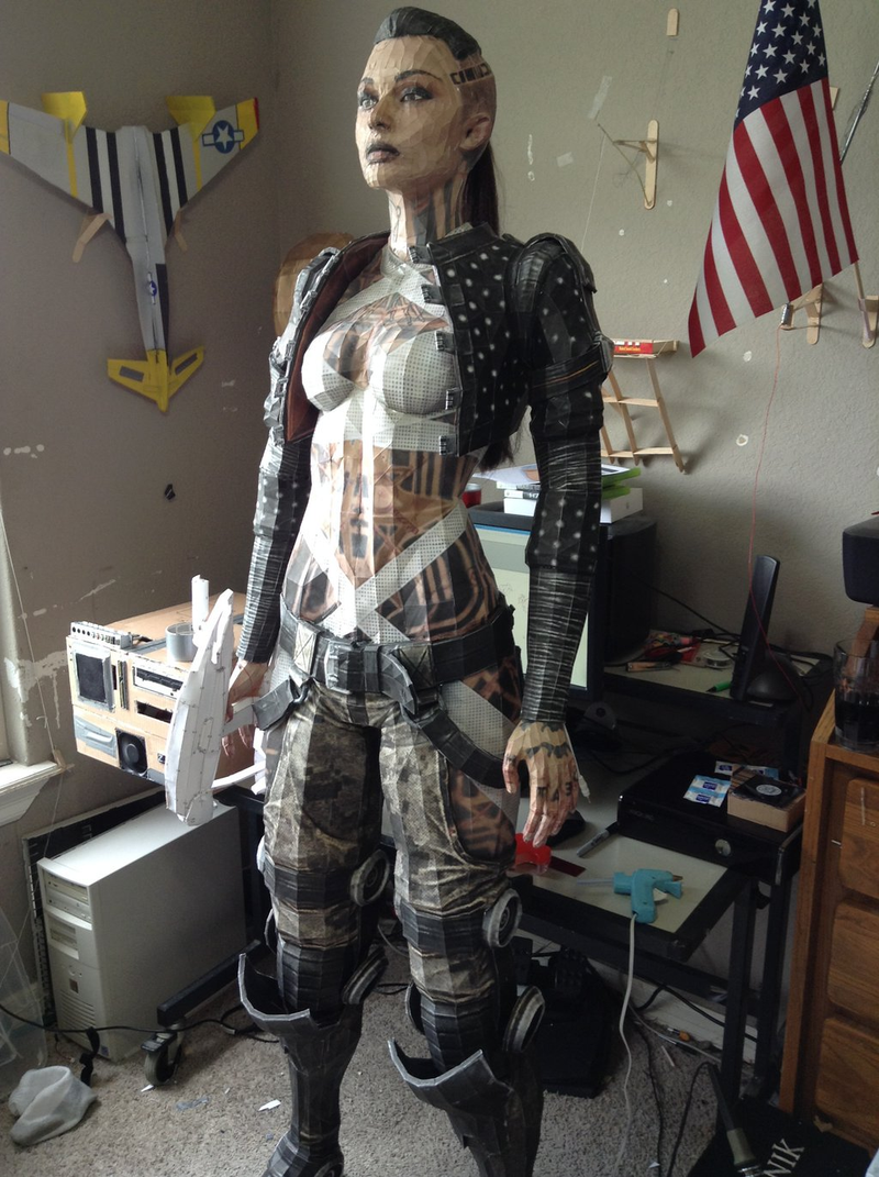 Illustration for article titled This Amazing Life-Sized Mass Effect Party Member Is Made of Paper